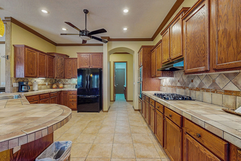Goodyear Home w/ Private Pool, Spa & Built-in BBQ