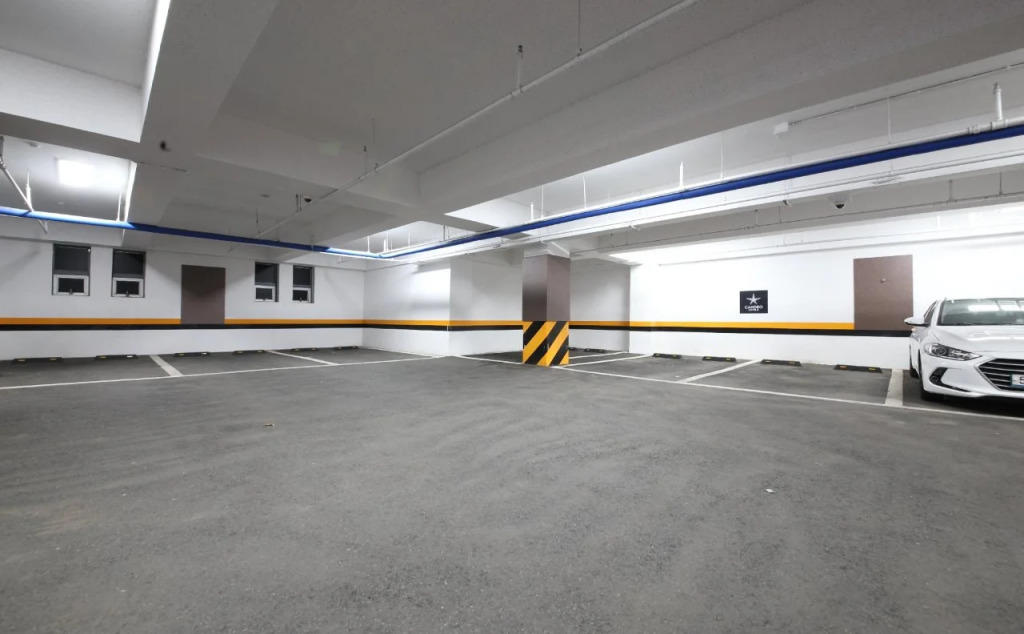 Show Motel