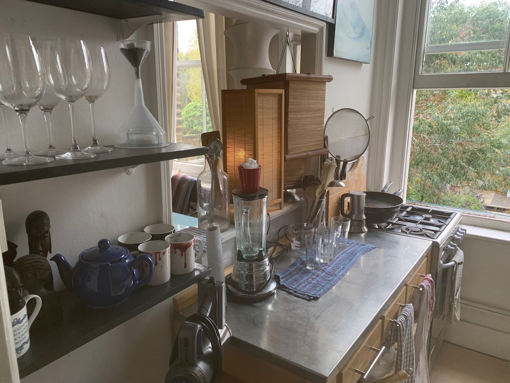 London Apt - Sleeps 5 - Great Transport Links