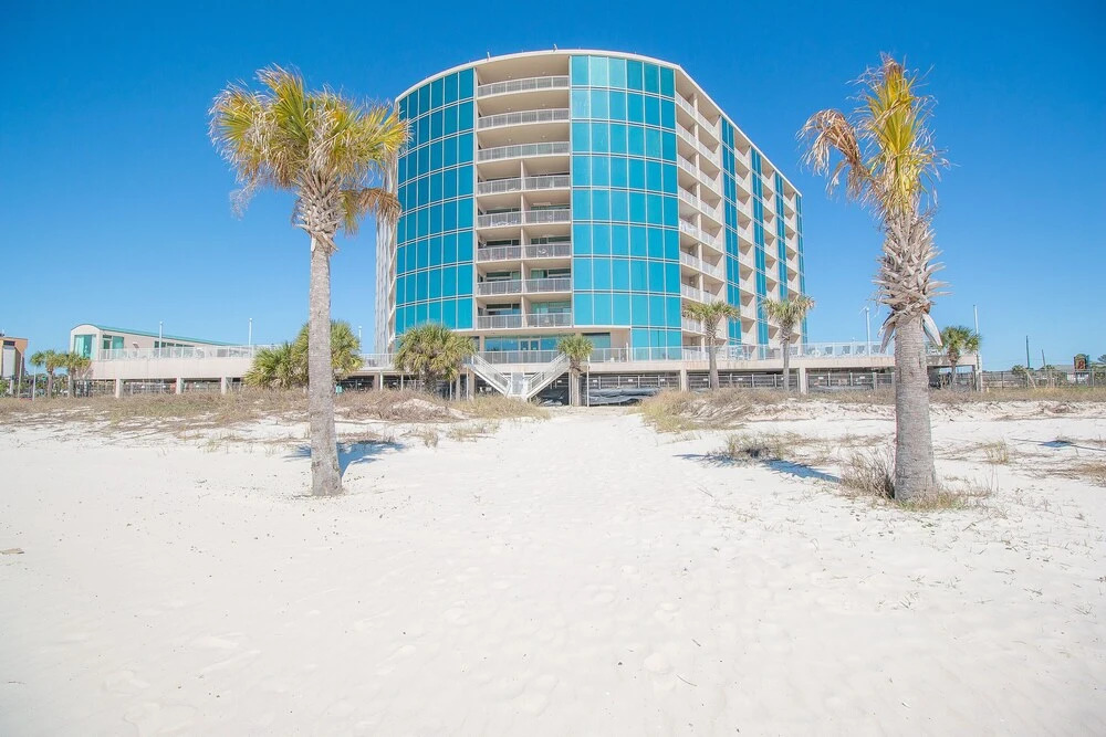 Sea Breeze 1011 Penthouse