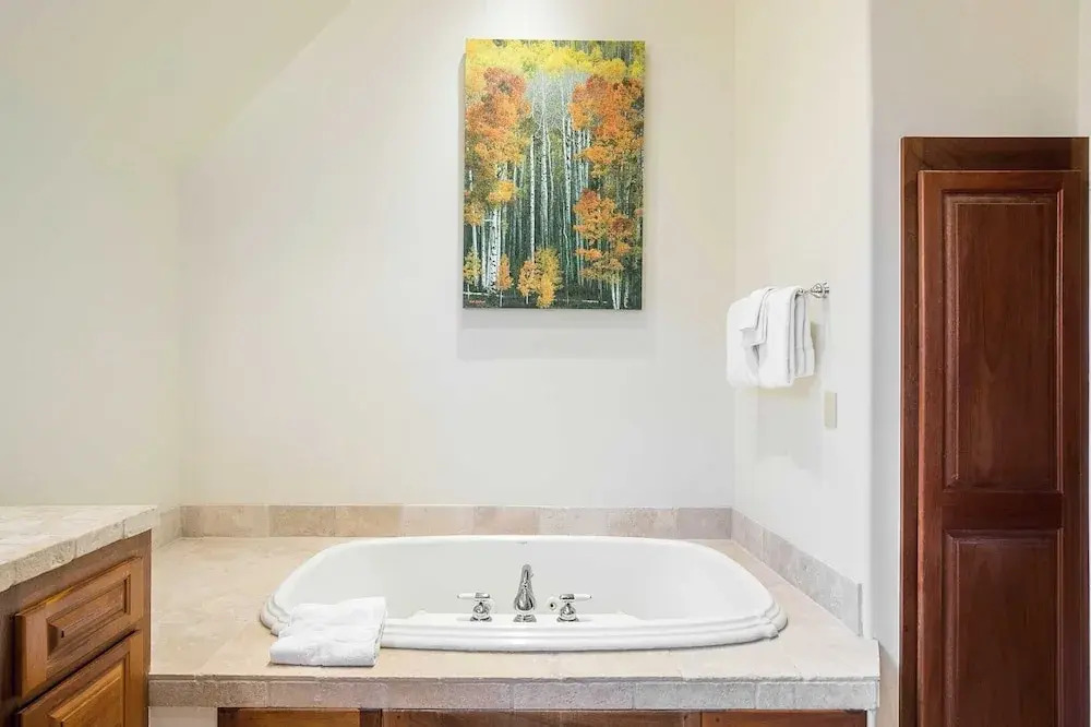 Pacific Street Townhome 514b by Avantstay Cute Townhouse in the Heart of Telluride!