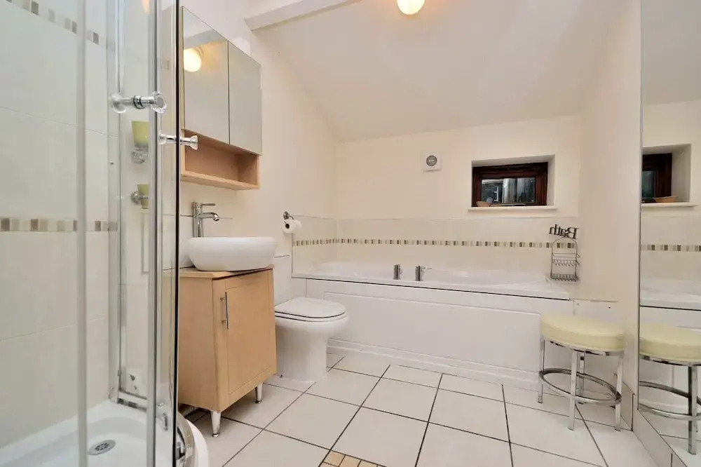 Betws Y Coed Holiday Home by Guestz