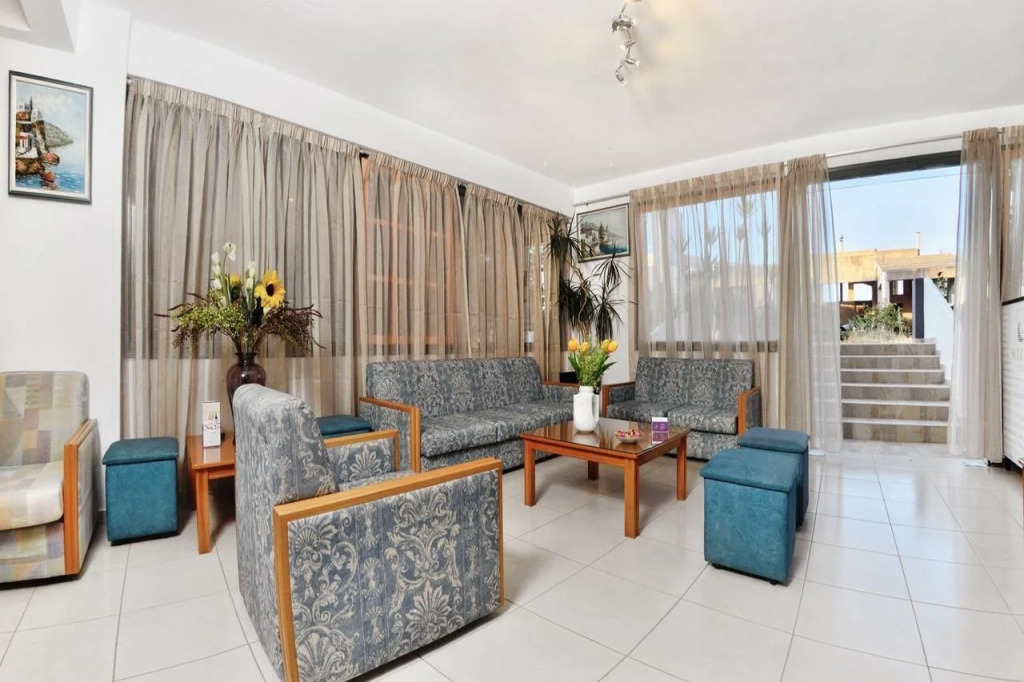 Selenaview Apartments