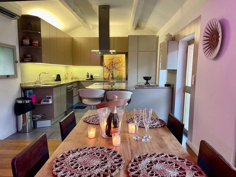 Renovated house in the center of Beausoleil