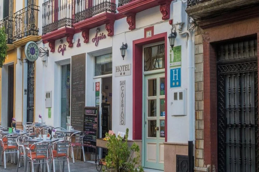 Hostal San Cayetano