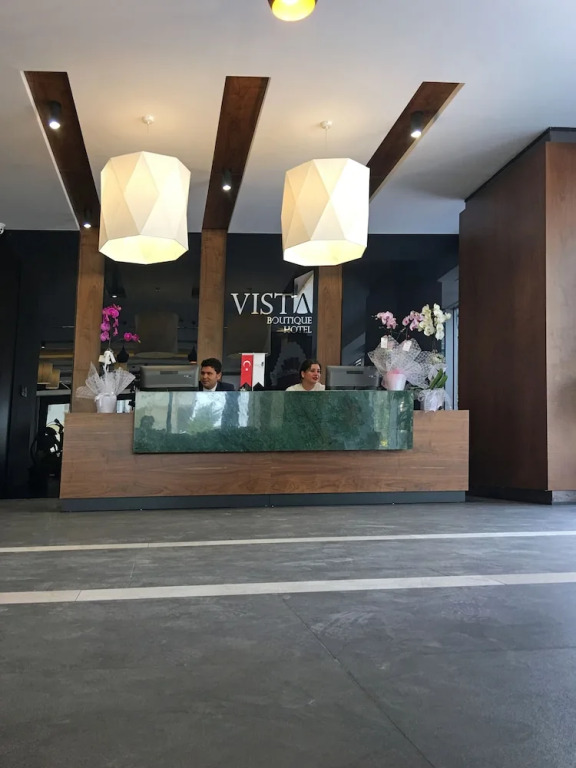 Vista Hotel