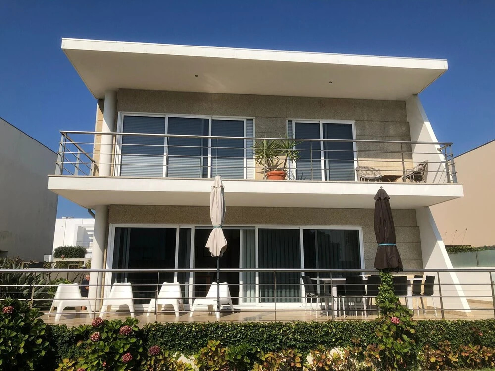 Casa Junto à Praia com Piscina Mystay