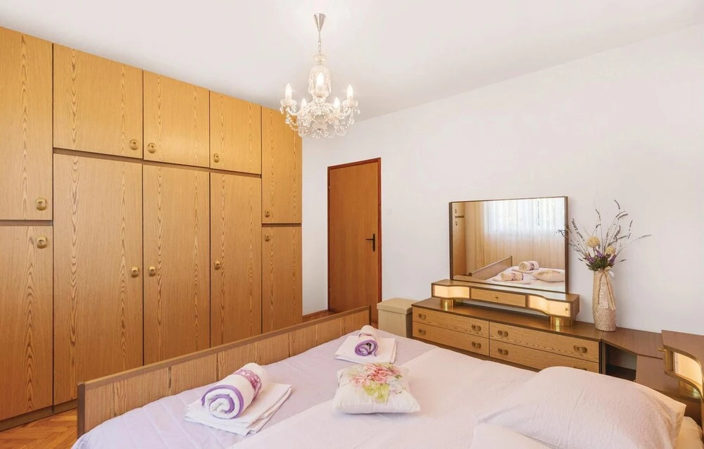 Beautiful Home in Pula With Wifi and 2 Bedrooms