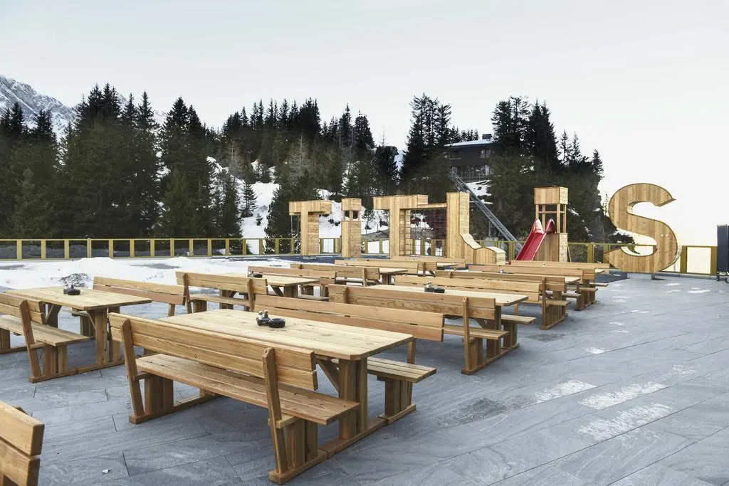 Berghotel Trübsee - Accessible Only by Cable Car