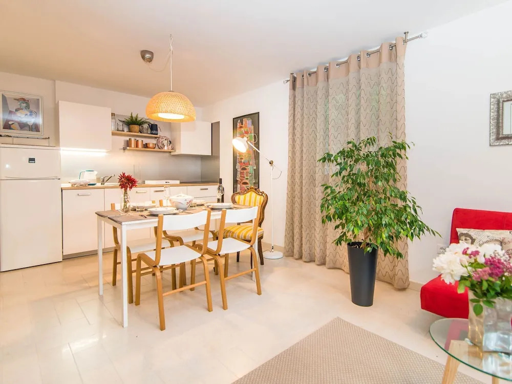 Studio Apartment in Villa Arta