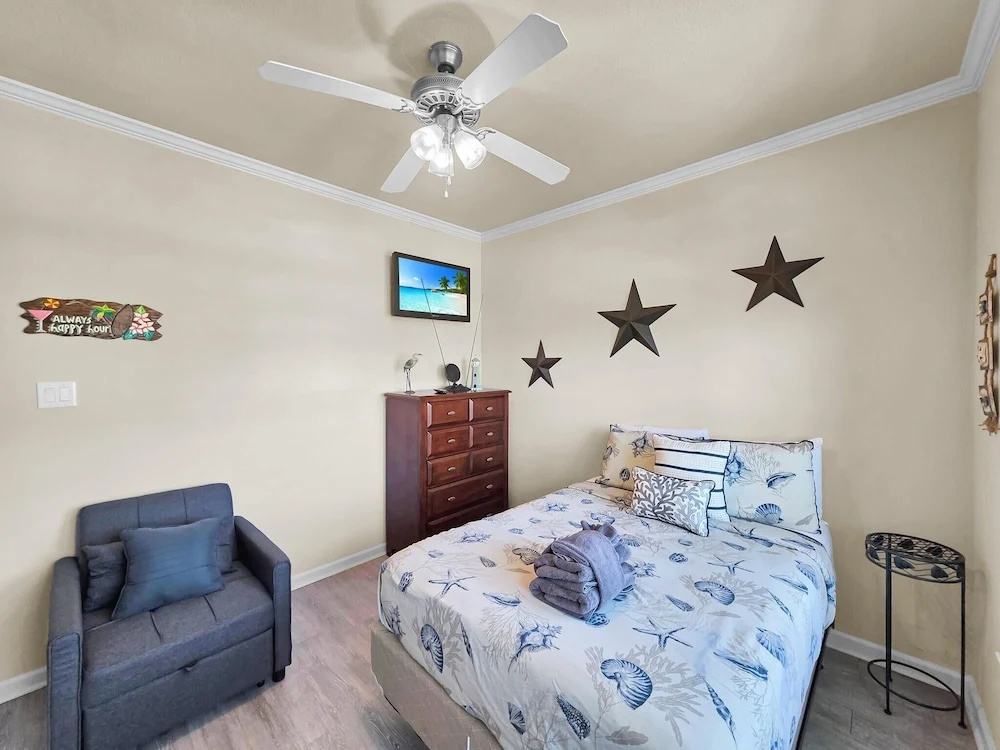 Its A Shellabration 3 Bedroom Home
