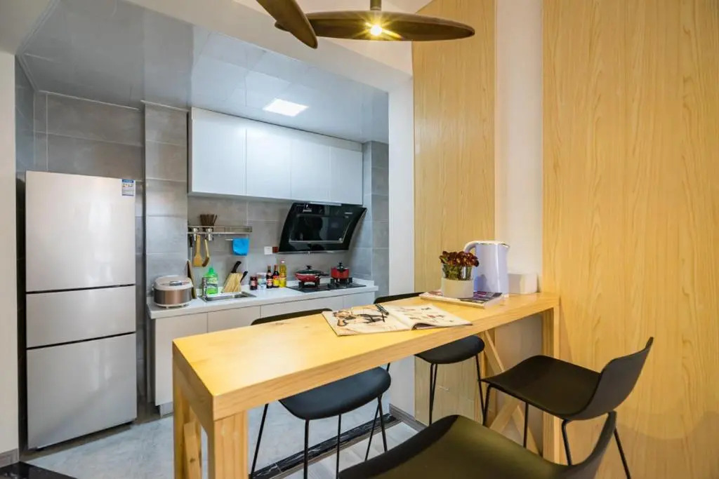 Chongqing Jiangbei·Guanyinqiao· Locals Apartment 00139090