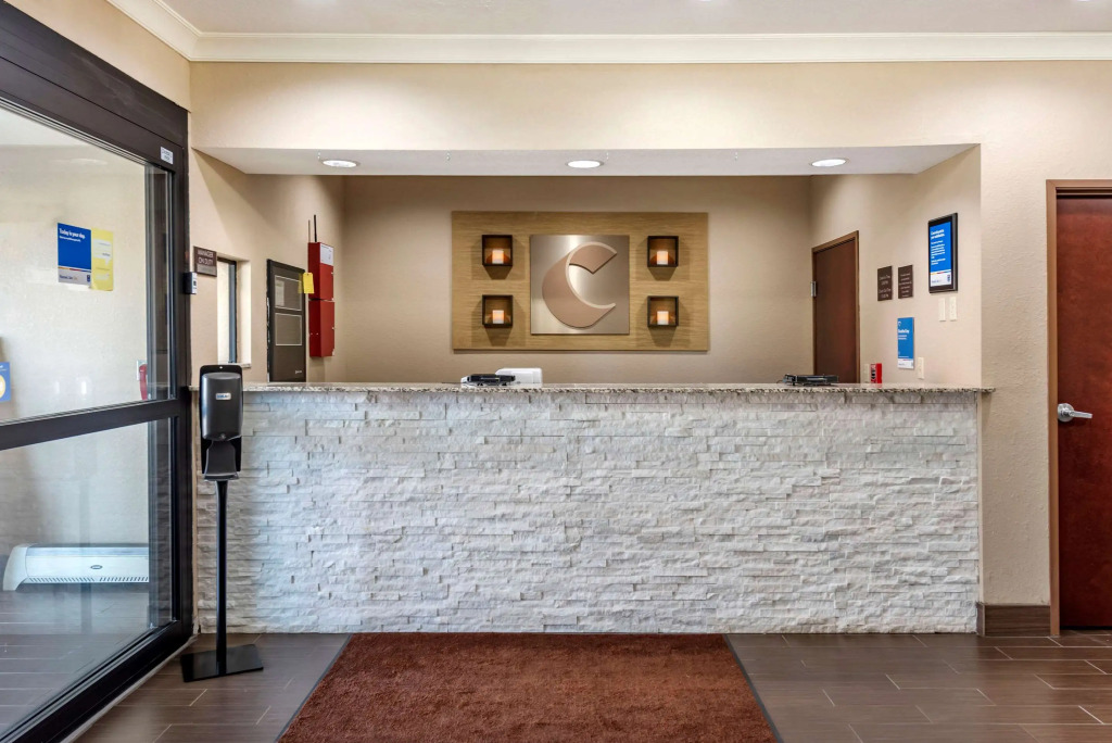 Comfort Inn & Suites Muncie Near University