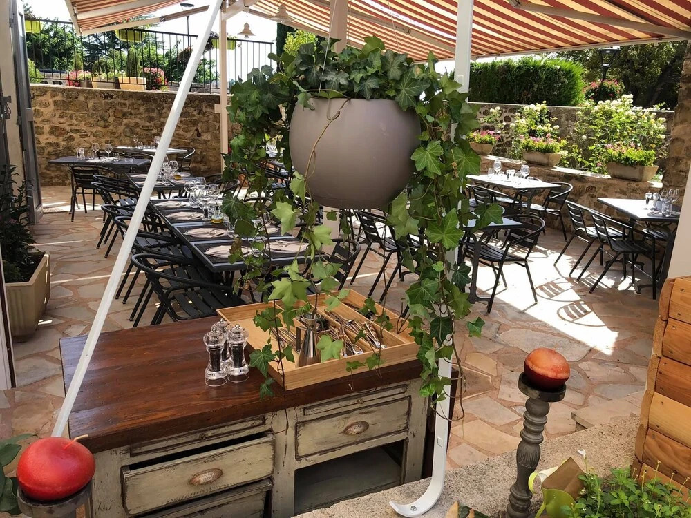 Auberge le lupin blanc