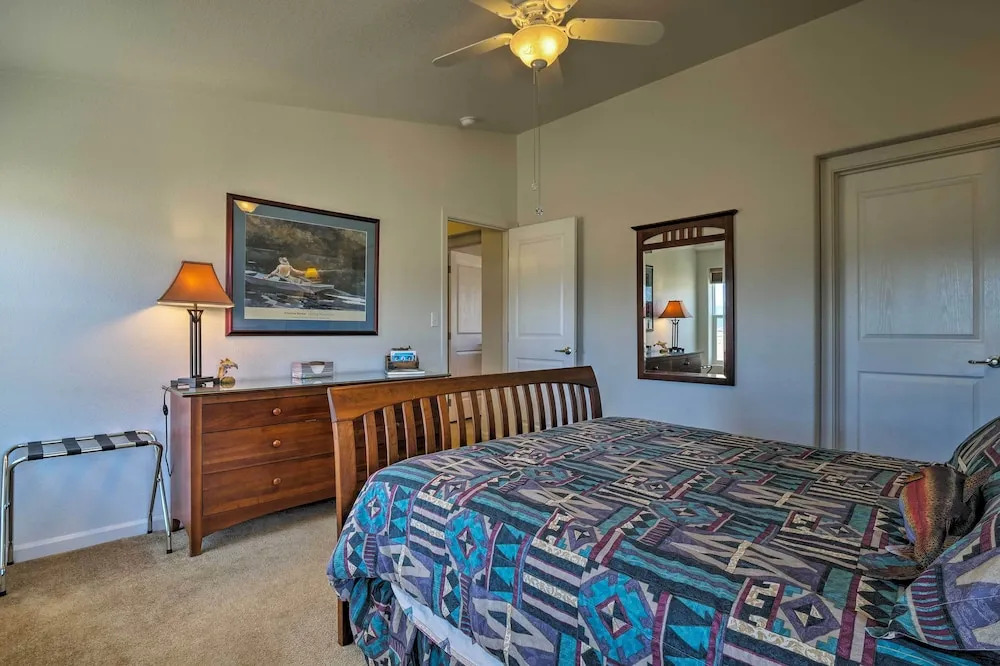 'the Fishing House' Buena Vista Home w/ Mtn Views!