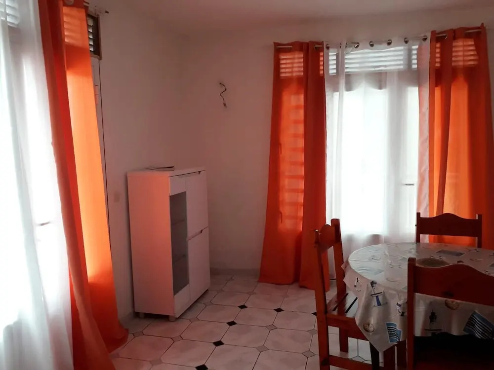 House with 3 Bedrooms in Vieux-Habitants, with Wonderful Sea View, Terrace And Wifi - 20 Km From the Beach