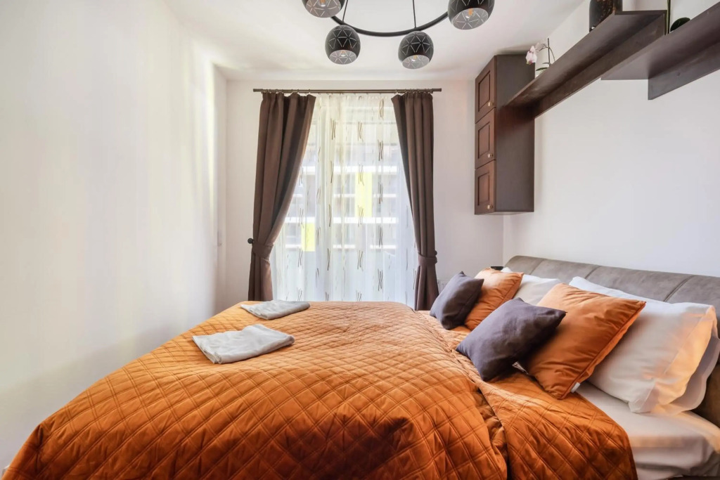 Orchid House Apartment