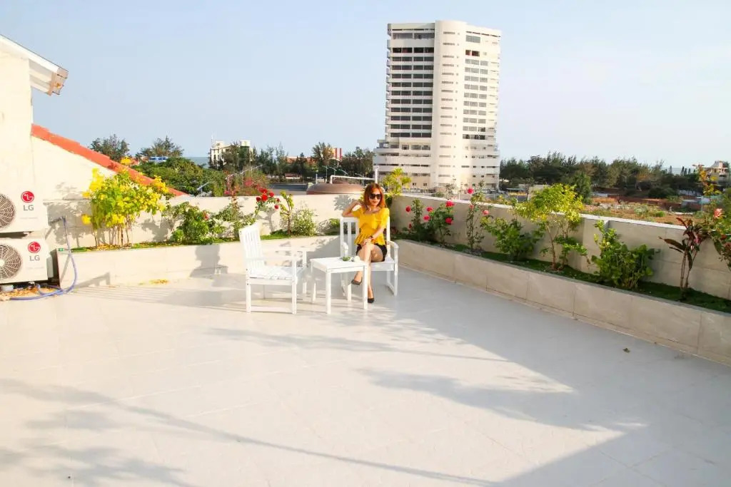 Villa 8PN Nguyễn Hữu Tiến