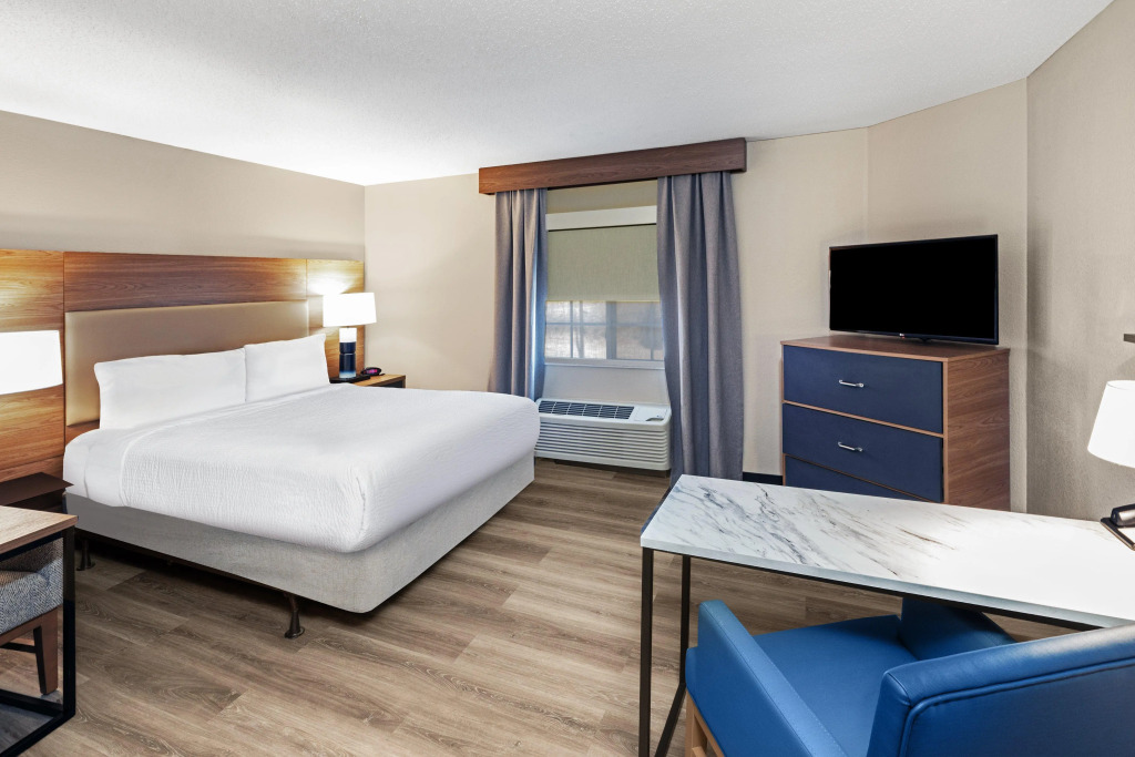 Candlewood Suites - Topeka West by IHG