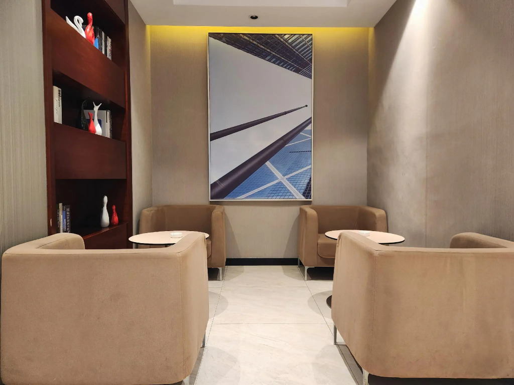 City Comfort Inn Hotel (Guilin Two Rivers And Four Lakes Sun Moon Twin Towers)