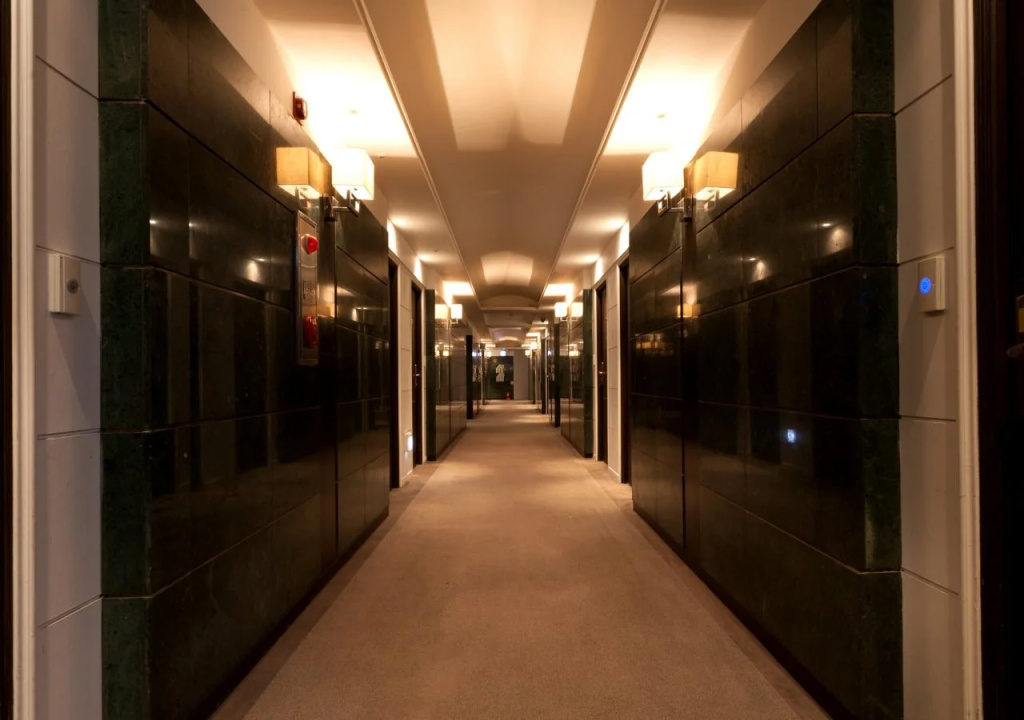 The Riverside Hotel