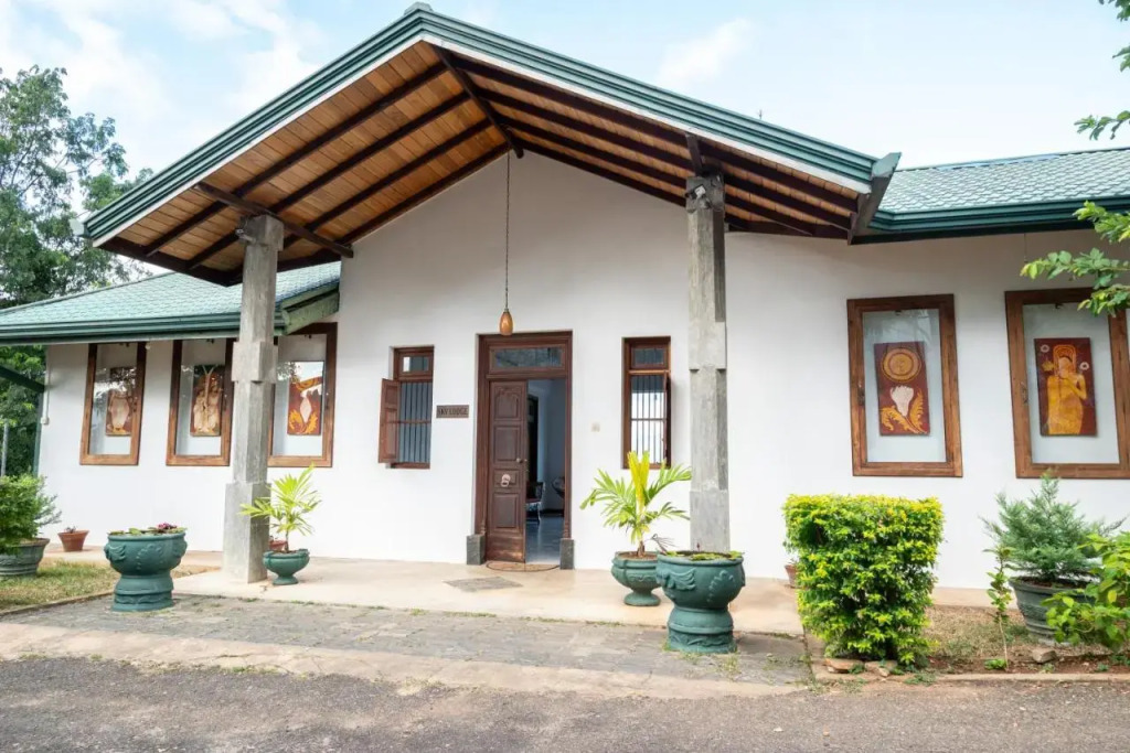 Sky Lodge