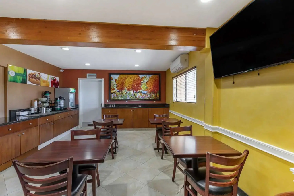 Quality Inn & Suites Westminster Seal Beach