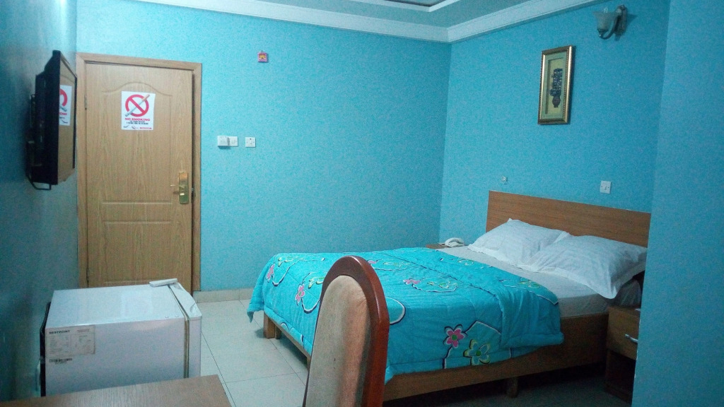Mataan Hotel  Suites