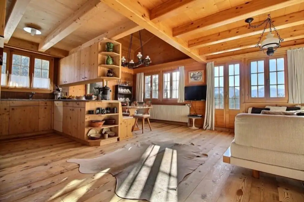 Chalet Soldanella 10 guests Gstaad