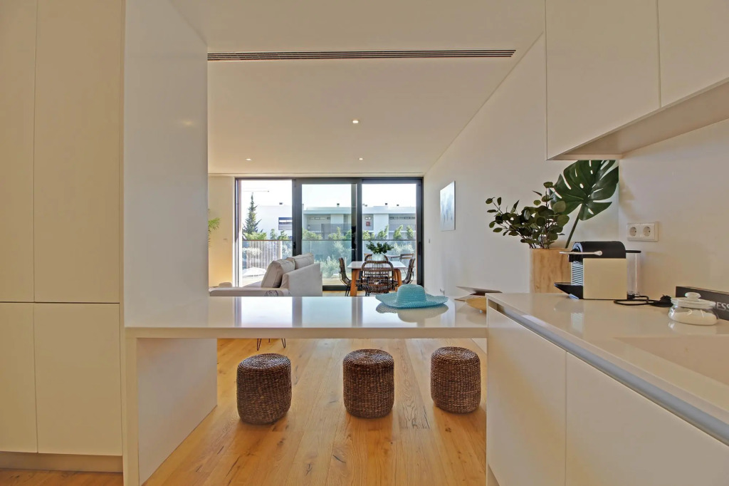 White Nature Apartment
