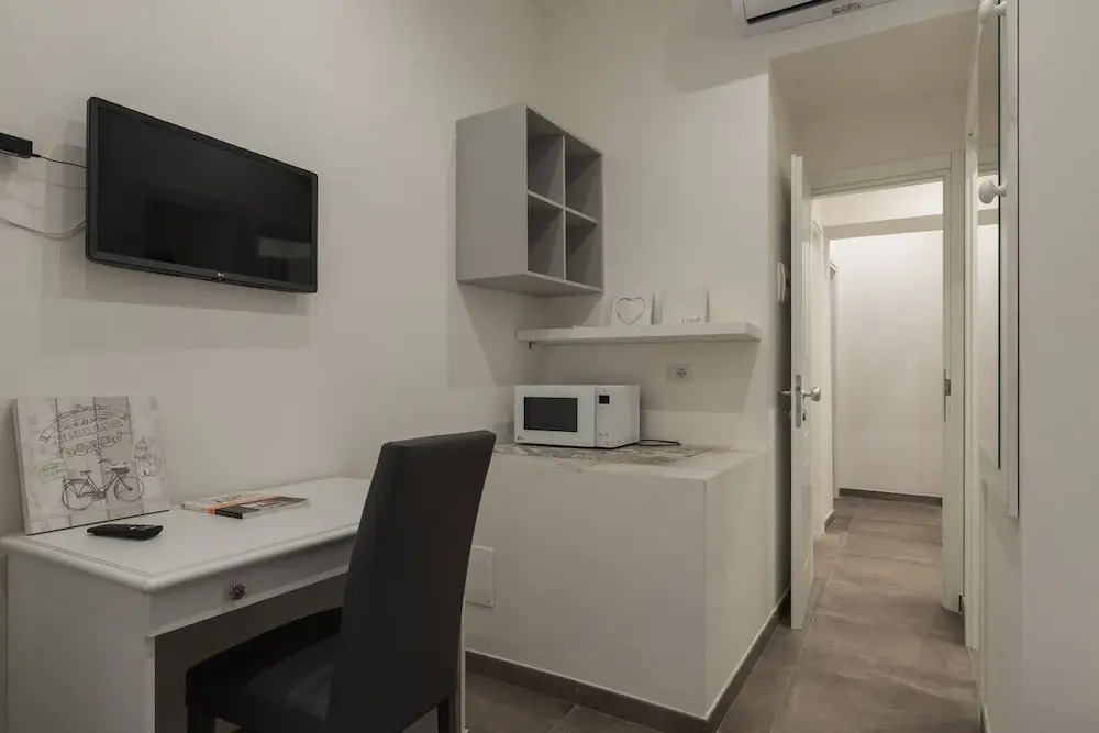 Vatican Suite 2 Levels Completely Renovated