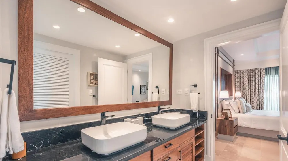 Once in a Lifetime Experience Enjoy This 4 BR Penthouse at Aquamarina