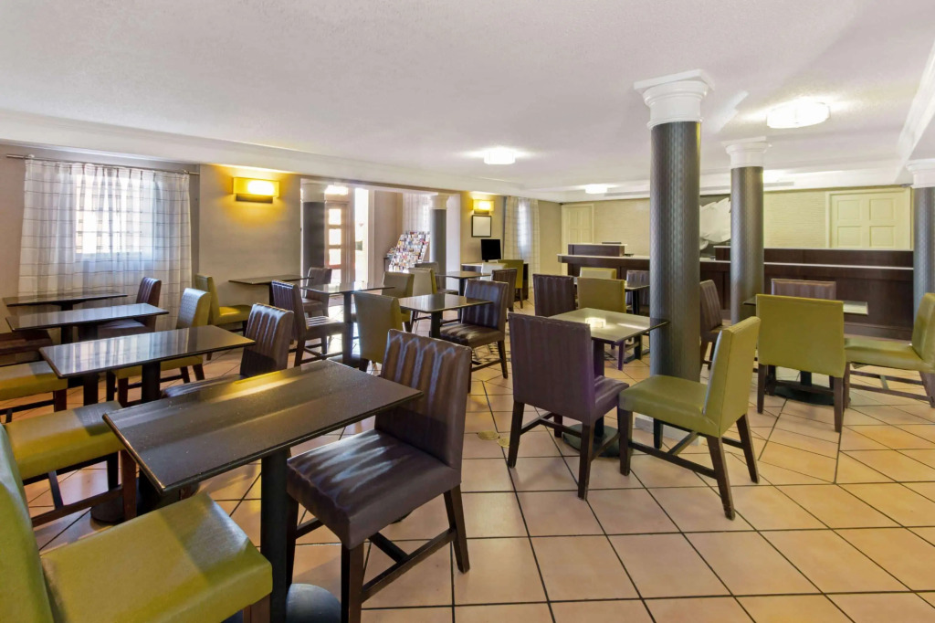 La Quinta Inn by Wyndham Santa Fe