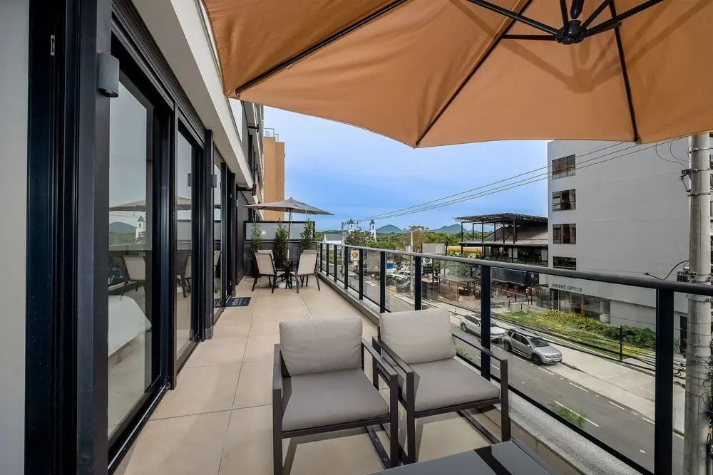 Apartment With/pool in Jurere Internacional Epc204