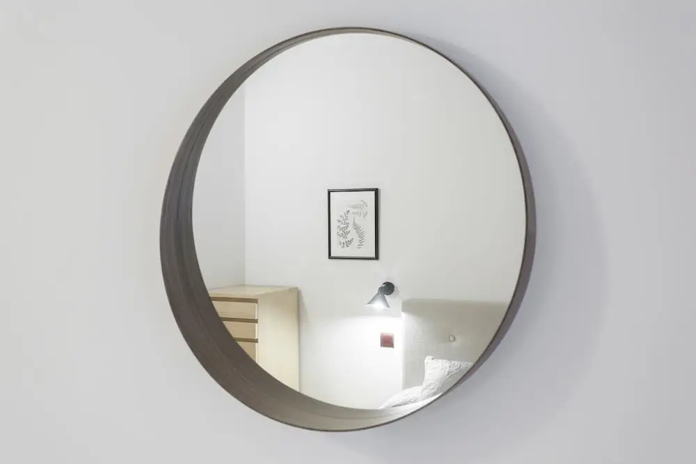 Fuencarral Apartments by Flatsweethome