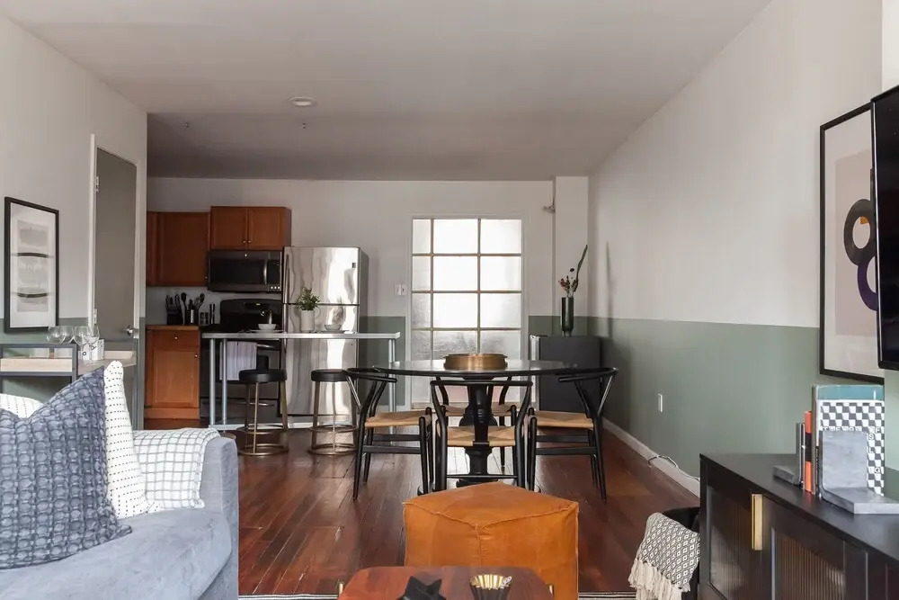 Domio Rittenhouse Square Charming 3BR Duplex + Deck
