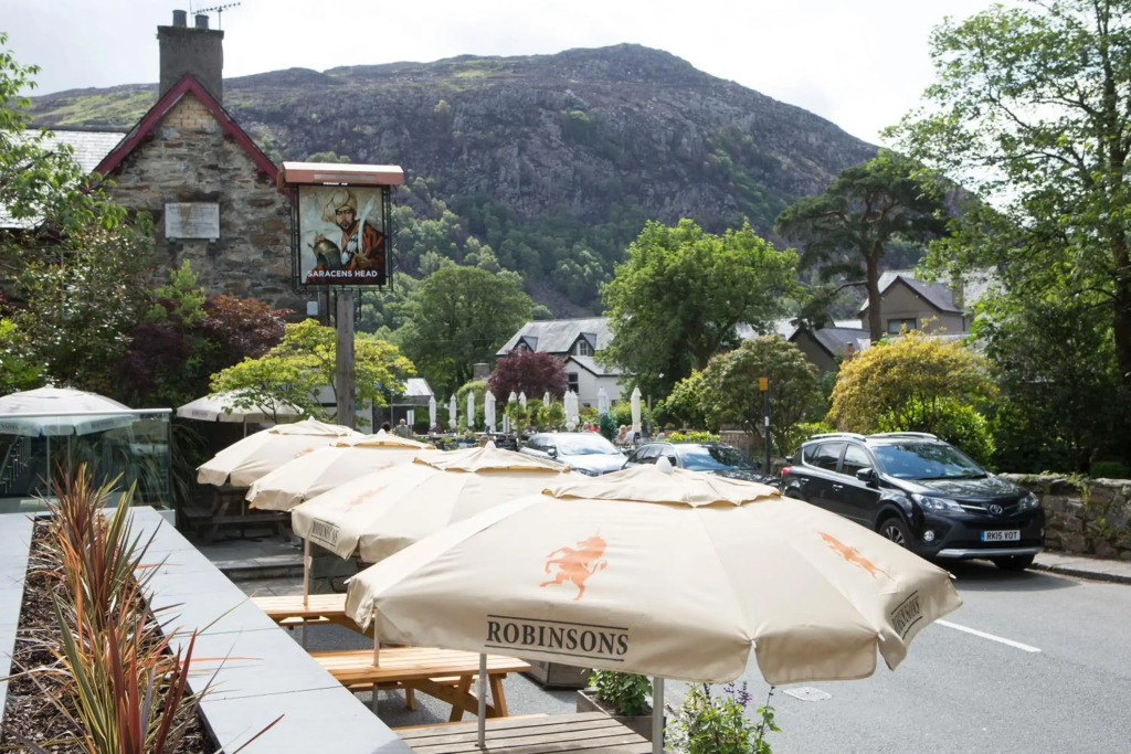 Saracens Head