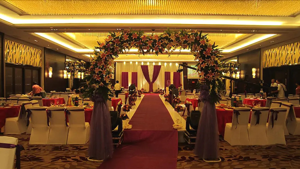 Sinkal Crown Hotel