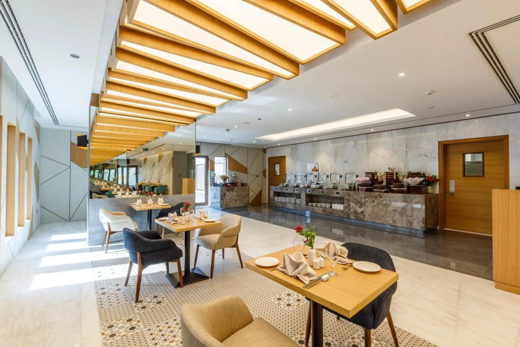 S19 Hotel-Al Jaddaf Metro Station
