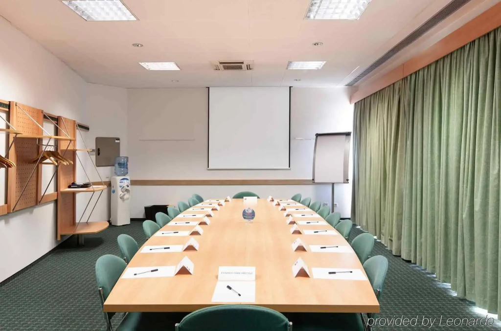Hotel ibis Porto Sao Joao