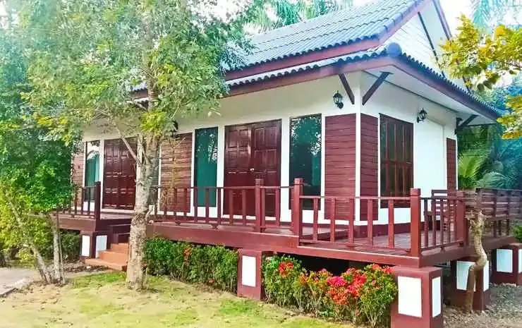 Sunflora Resort Chumphon
