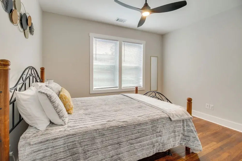 Private Balcony: Spacious, Updated Savannah Apt!