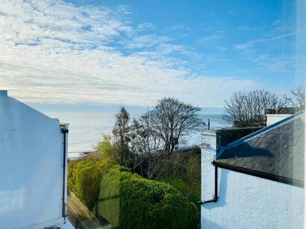 Nickleby Nook Broadstairs a Cosy Beach Apartment - Meters to the Beach!