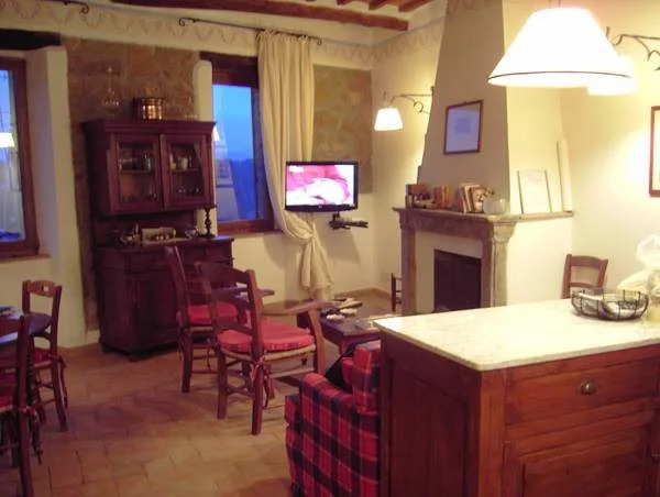 Etruscan House