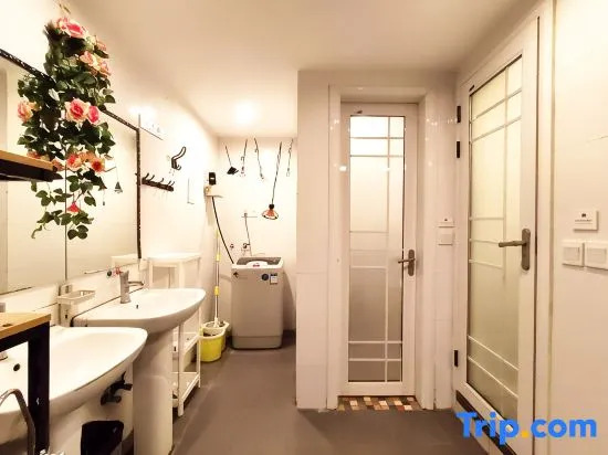 Mitto Youth Hostel (Chengdu Kuanzhai Alleys Huapaifang Metro Station Branch)
