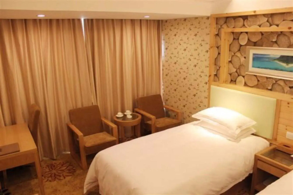 Yiwu Ruifeng Hotel