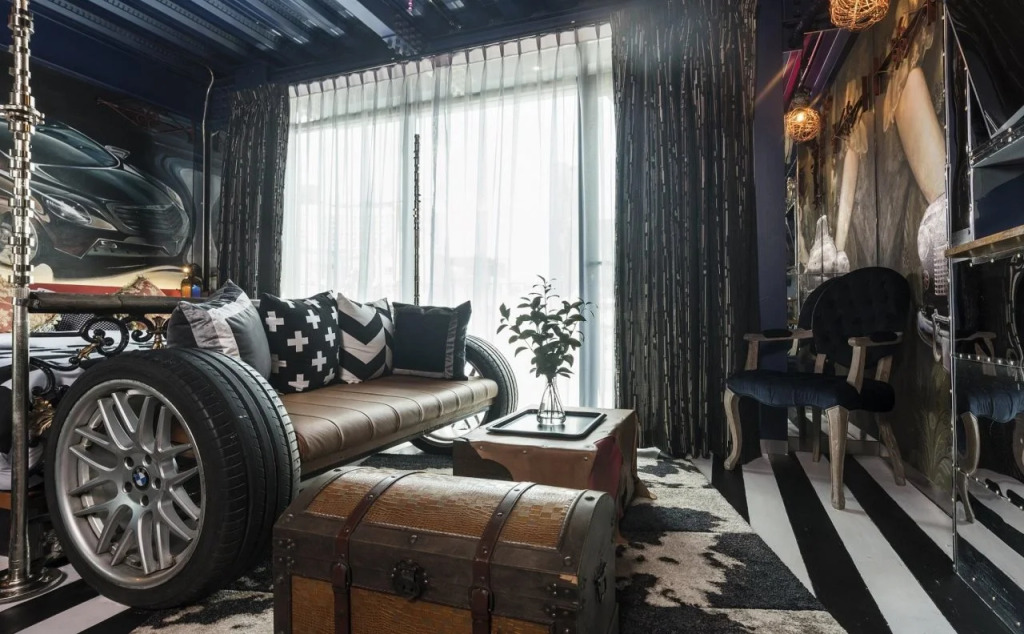 MeStyle Garage Hotel