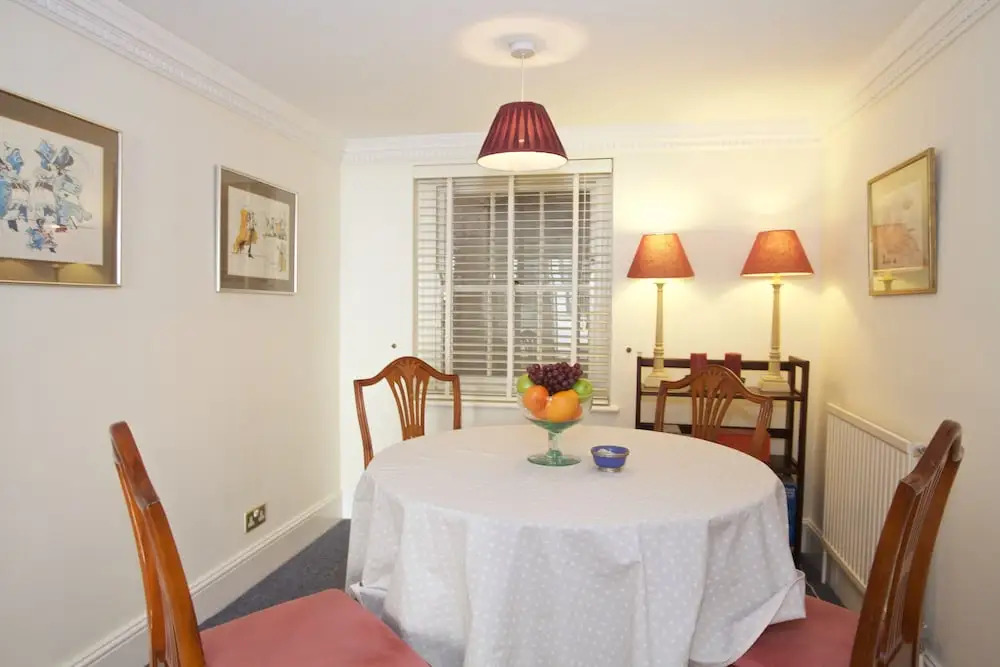 A Place Like Home - Comfortable Apartment in Paddington