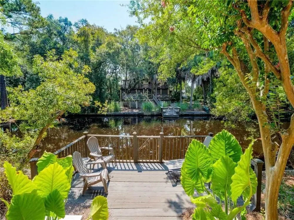 Mooring Buoy 187, 4 Bedrooms, Deck, Lagoon, Sleeps 10