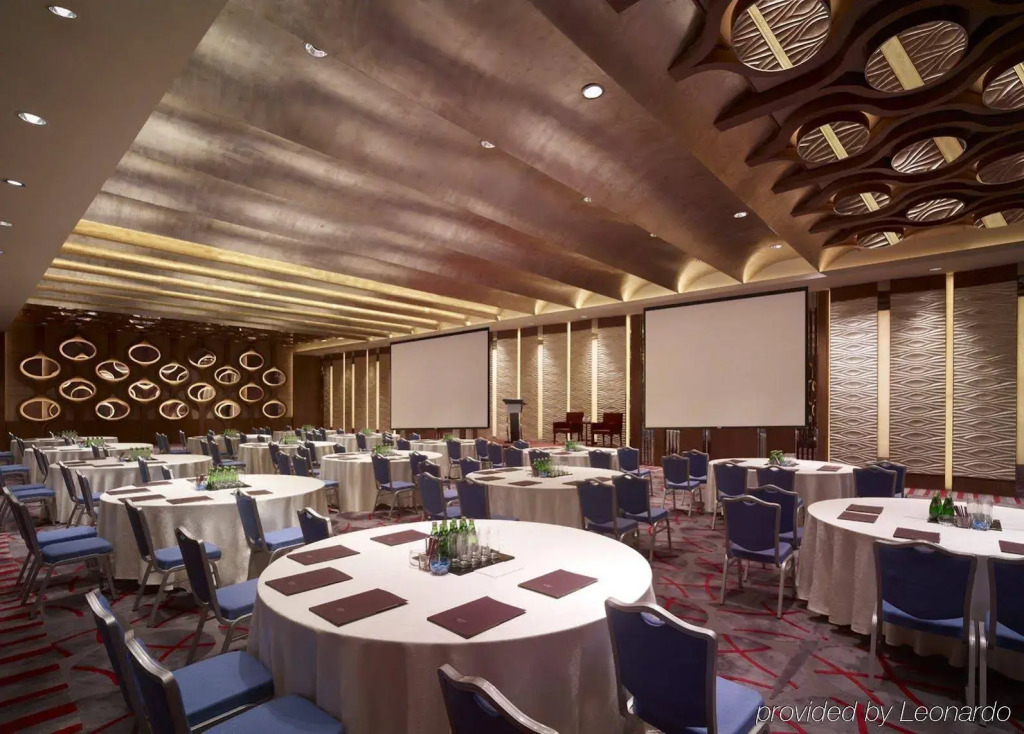 New World Wuhan Hotel